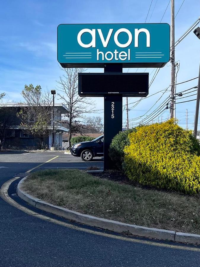 Avon Hotel - Sungai Toms Luaran gambar